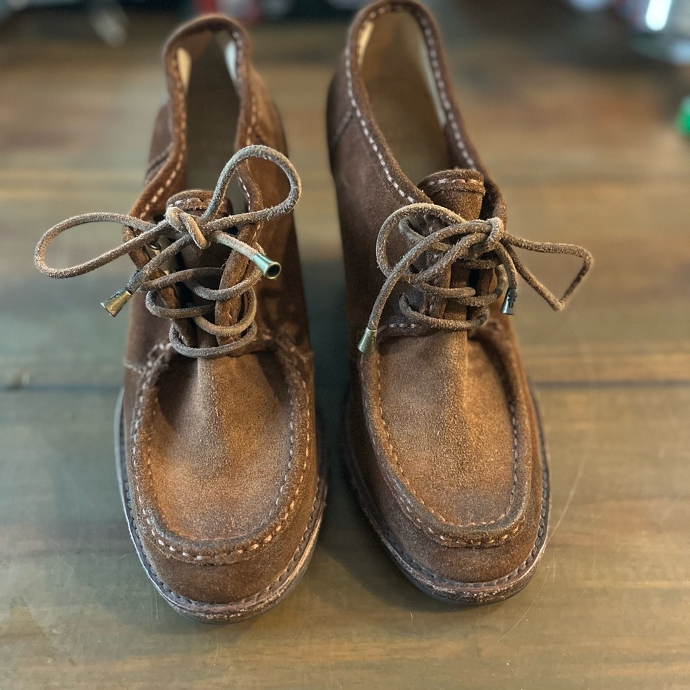 Frye Caroline Distressed Lace-Up Ankle Bootie with Wedge Heel - size 8.5